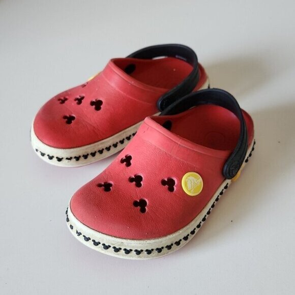 CROCS | Disney Mickey Mouse Shoes classic red kids sz 8 9 - Picture 2 of 4